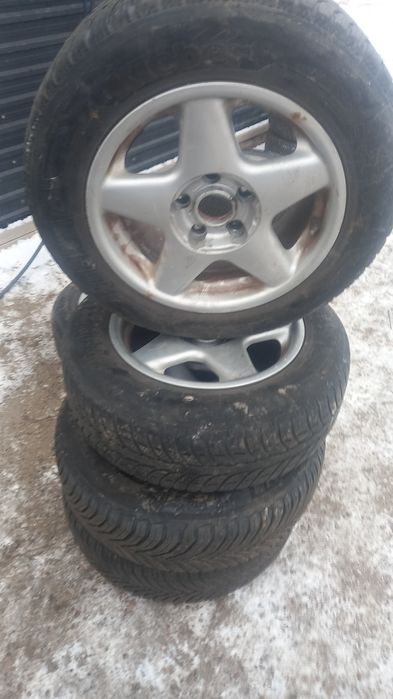 Шины с дисками..