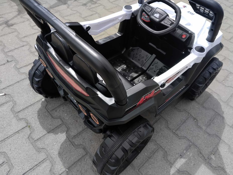 TEXAS акумулаторен джип Fast UTV бял