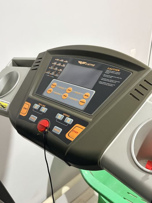 Продам беговую дорожку