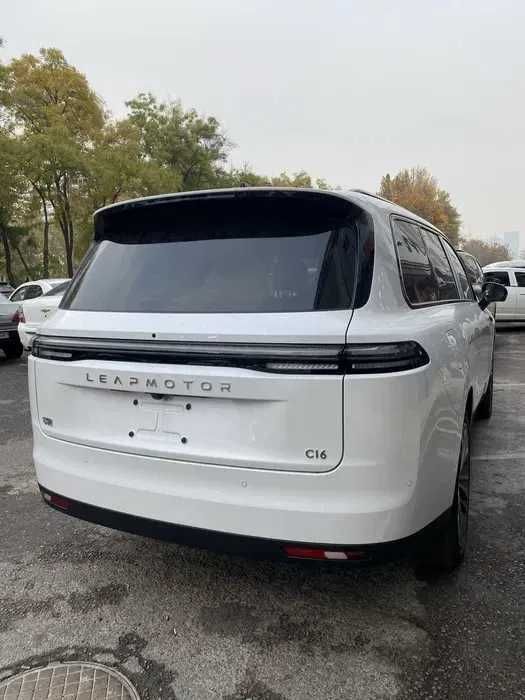 C16 leapmotor gibrid 2025 va 2026 modellari