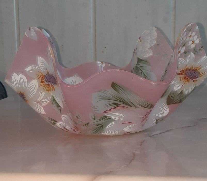 Посуда разная, хрусталь, стекло и т.д.