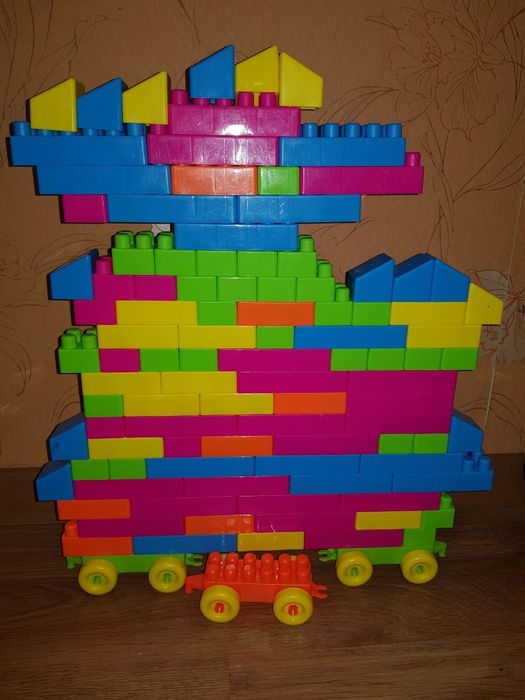 Конструктор, танк, полиция, паровозик