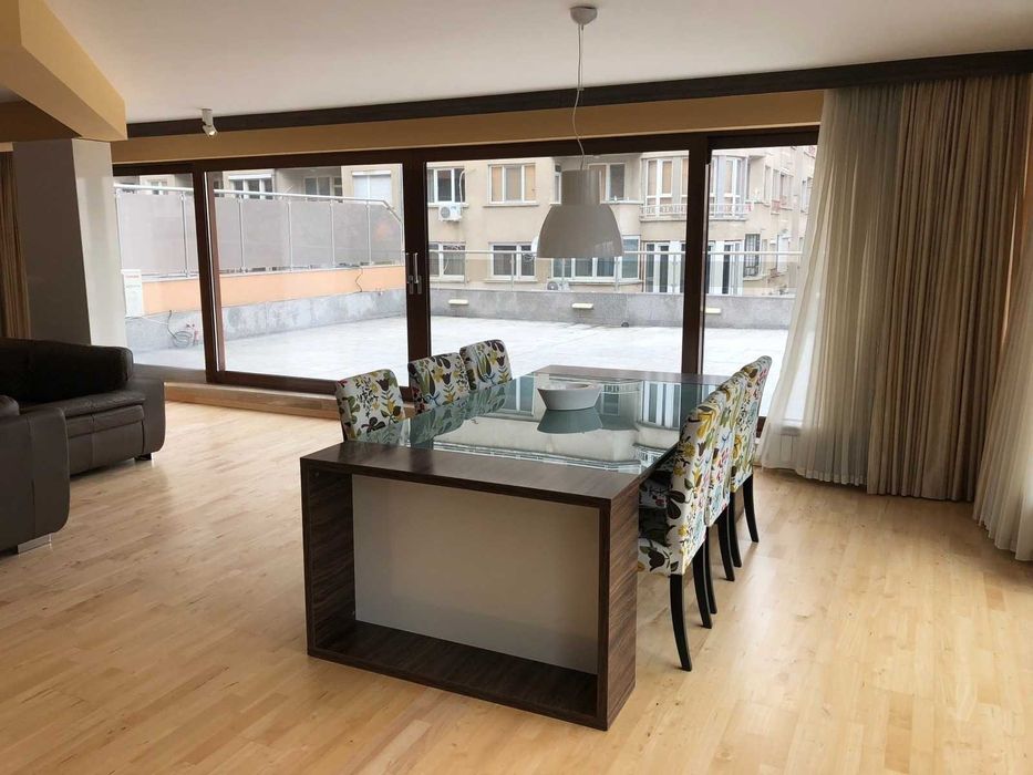 Дава се под наем Четиристаен апартамент в София, Борово - 330 кв.м за 1780 € - Снимка #2