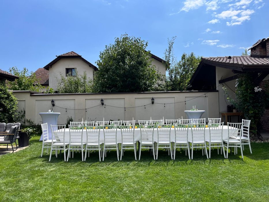 Inchiriez pavilion, cort mese/mese cocktail, scaune evenimente 24 pers