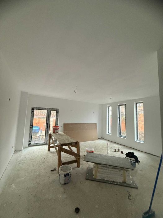 Casa la cheie,langa Cartierul Latin ,pret inclus tva,comision 0%
