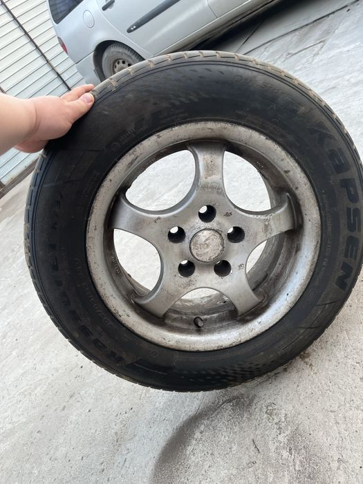 Продам коелса вместе с дисками