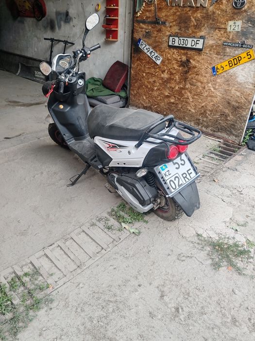 Продам мопед  Бумер