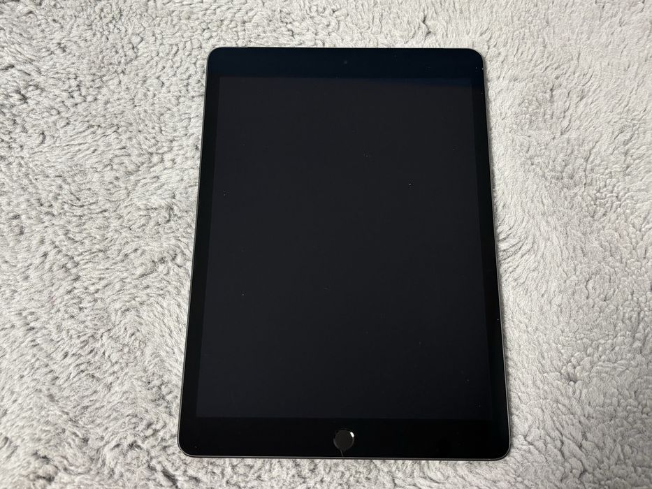 IPad 9th Gen Wi-Fi + Cellular
