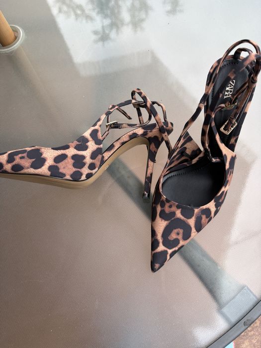 Дамски обувки Zara