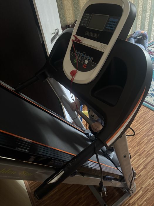 Продам беговую дорожку