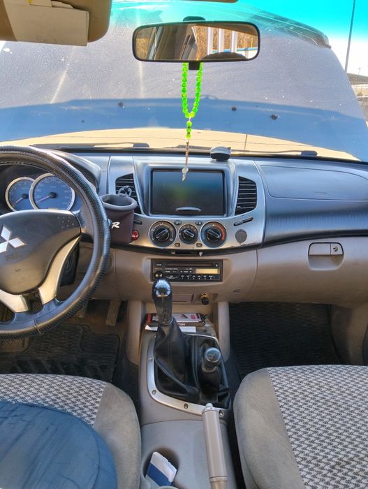 Митсубиси Л 200 ДИЗЕЛЬ