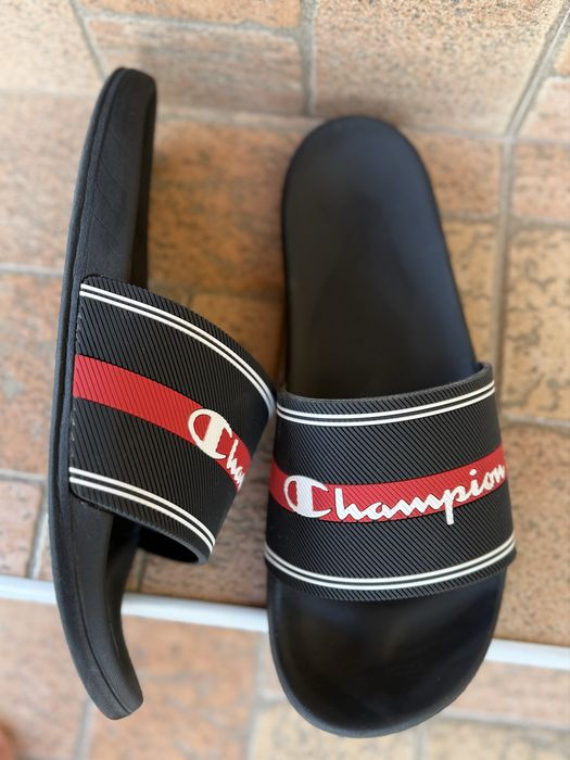 Чехли Champion нови меки и удобни