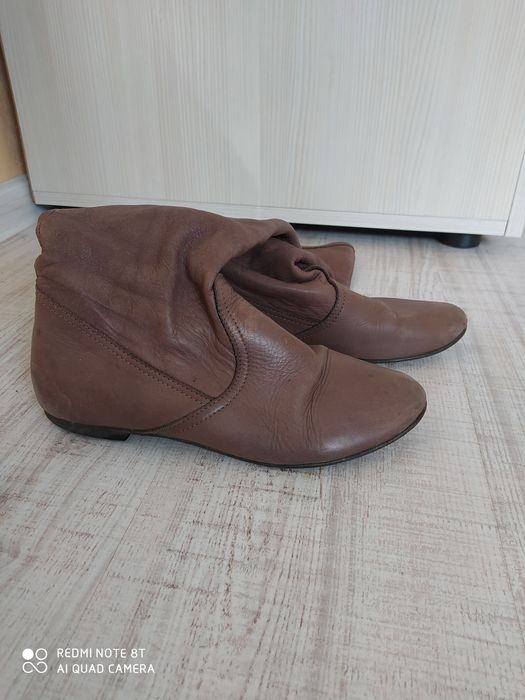 Дамски боти и ботуши