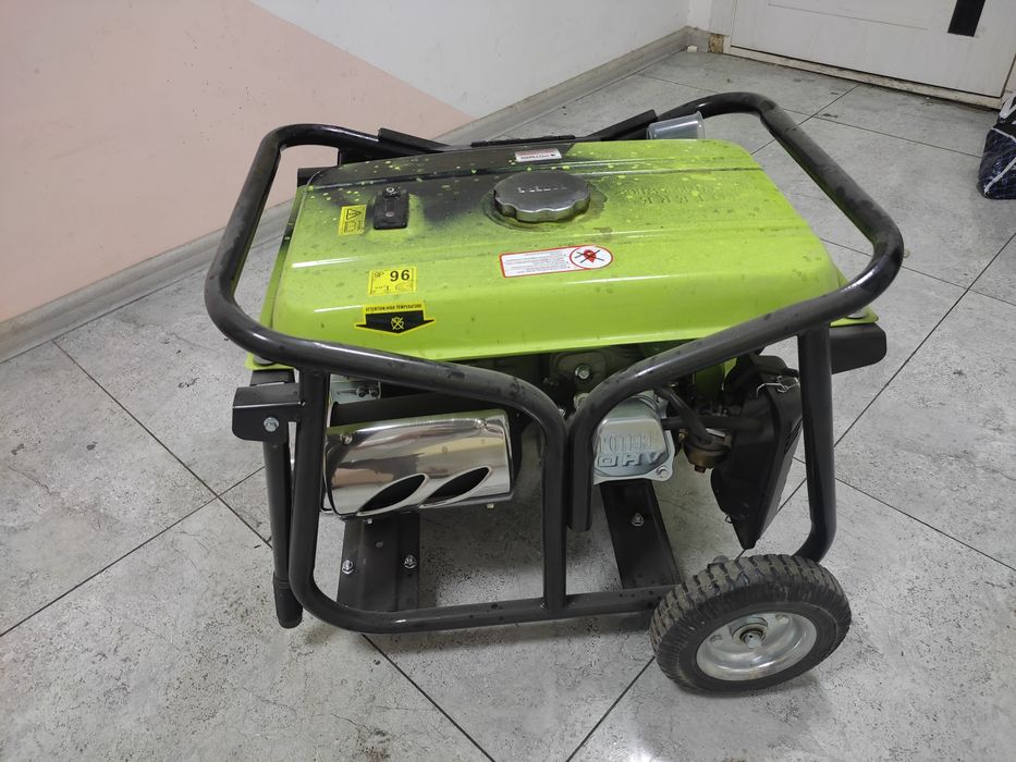 Benzin generator sotiladi / Generator бензиновый POTERE