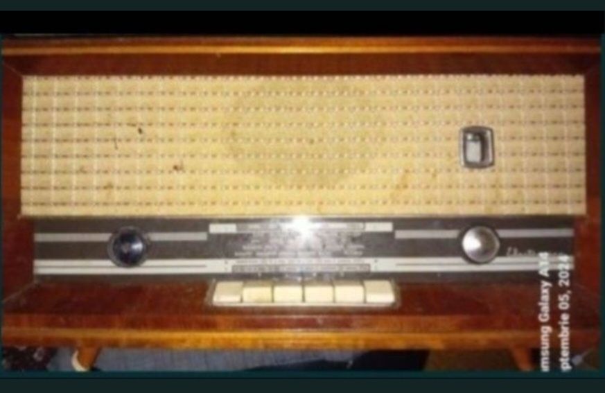Antistress Aiwa, CA W 500-H, radio, cd player, intrare auxiliar