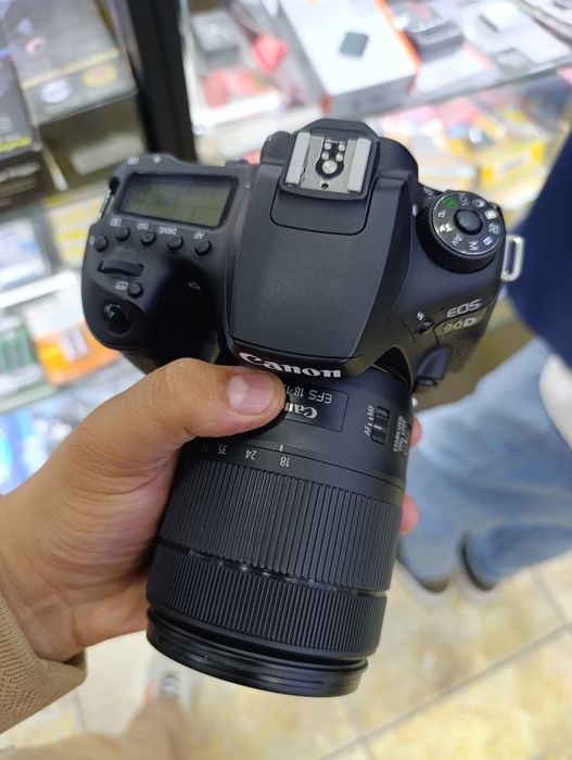 Canon 90d holati idyal karobkasi bor