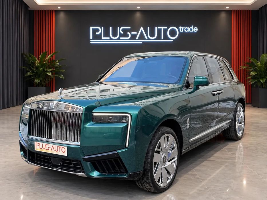 Rolls-Royce Cullinan Cullinan Series II! Leasing si credit extern fără TVA!