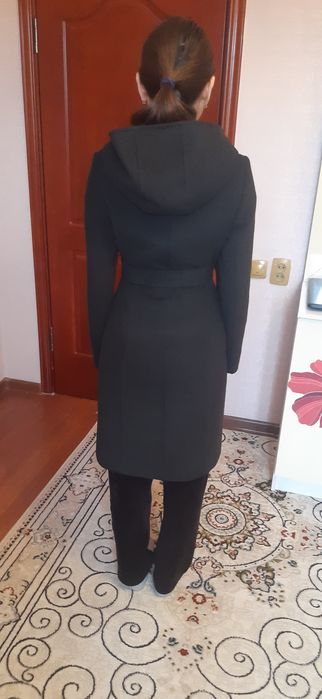 Женское пальто димнесезонное