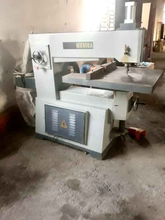 фрезерный станок по дереву модели MX508A