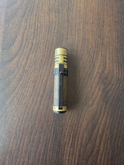 Фенер  Olight Waririor