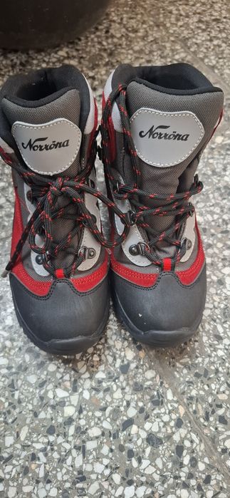 Детски туристически обувки,  35 номер