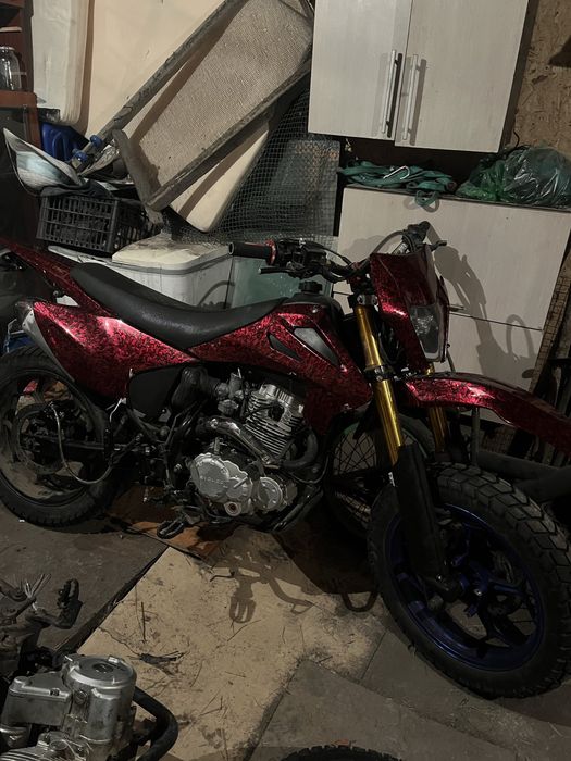 Мотоцикл эндуро 250