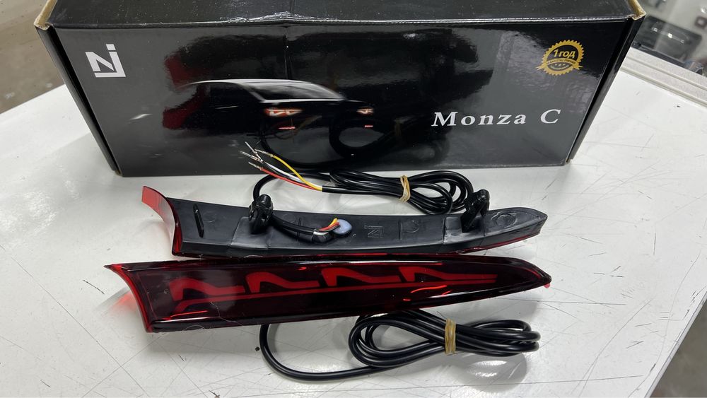 LED на задний бампер Монза
