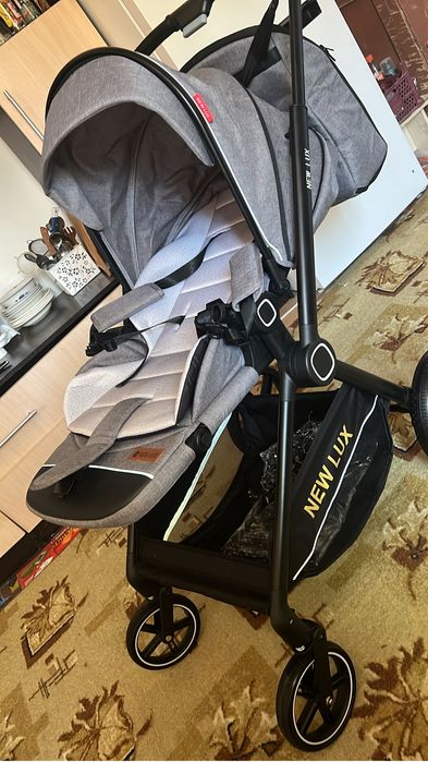 Коляска для прогулки.