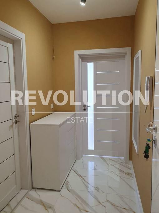 Дава се под наем Двустаен апартамент в Варна, Победа - 70 кв.м за 648.21 € - Снимка #5