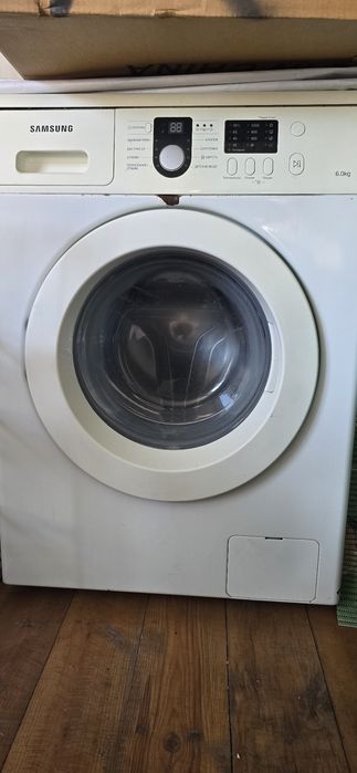 Продам стиральную машину