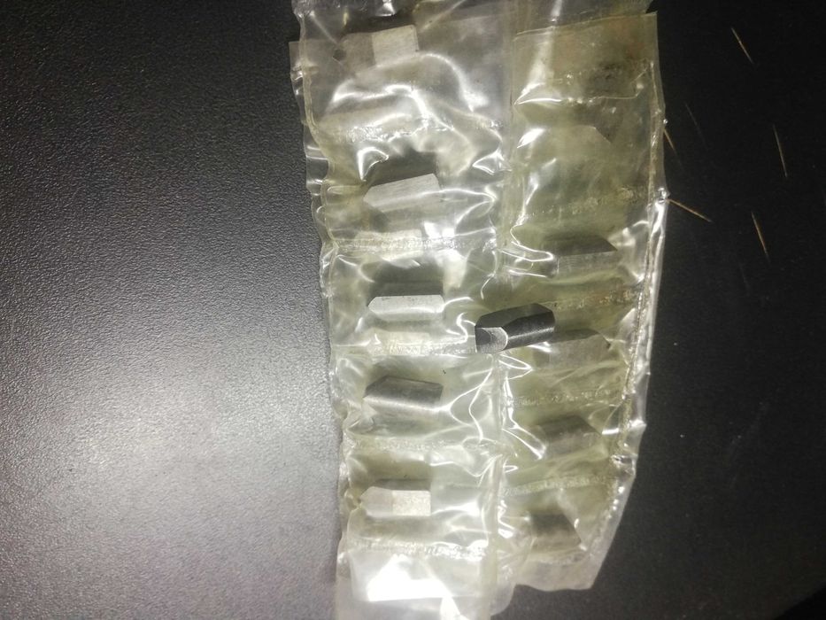 Продам резцы вставки эльборовые