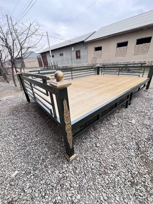 Xar xil turdagi Karavatlar