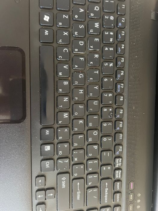 Лаптоп Sony VAIO 15 инча Pcg-71211v