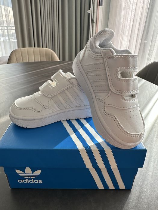 Детски обувки Adidas