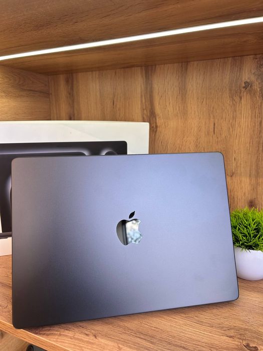 MacBook Pro 14” M5 2025 (NEW)