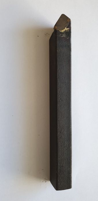 Стругарски нож проходен прав