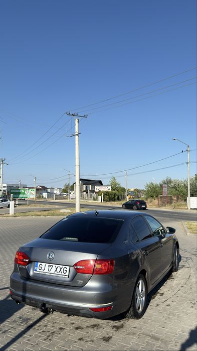 VOLKSWAGEN Jetta 2011 1.6 TDI