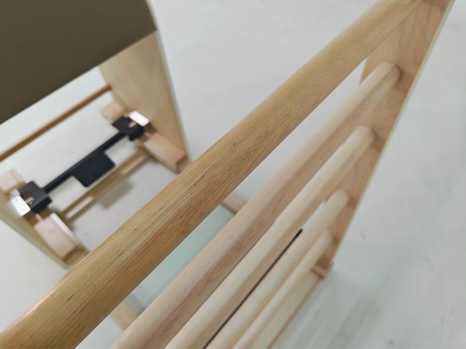 Aparat pilates reformer- Ladder Barrel din lemn de artar  cu pedala(maple)