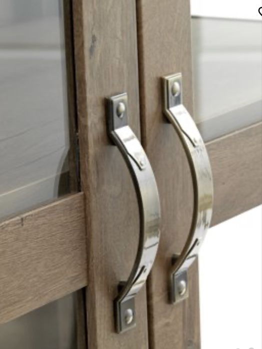 Vitrină + 2 comode JYSK JUNGEN – set complet – 1750 lei