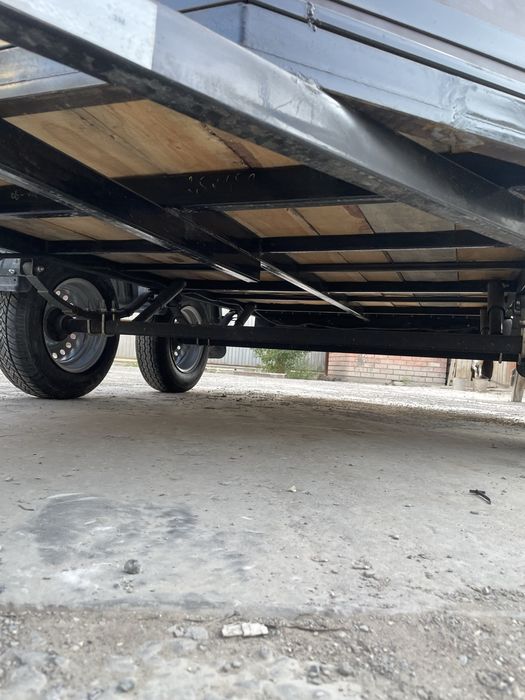 Продам прицеп коневозка