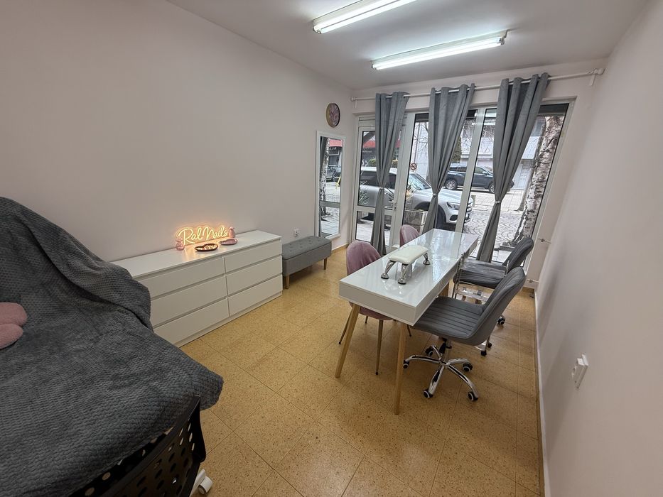 Дава се под наем  в София, Зона Б-5 -  кв.м за 400 € - Снимка #3