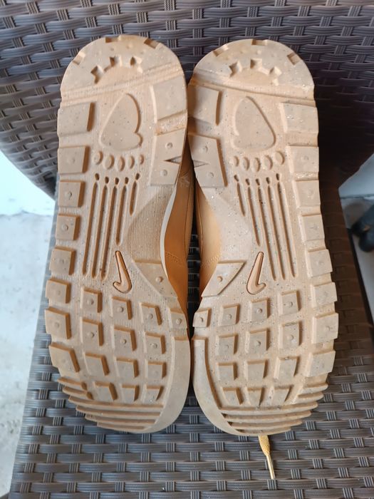 Продавам обувки Nike