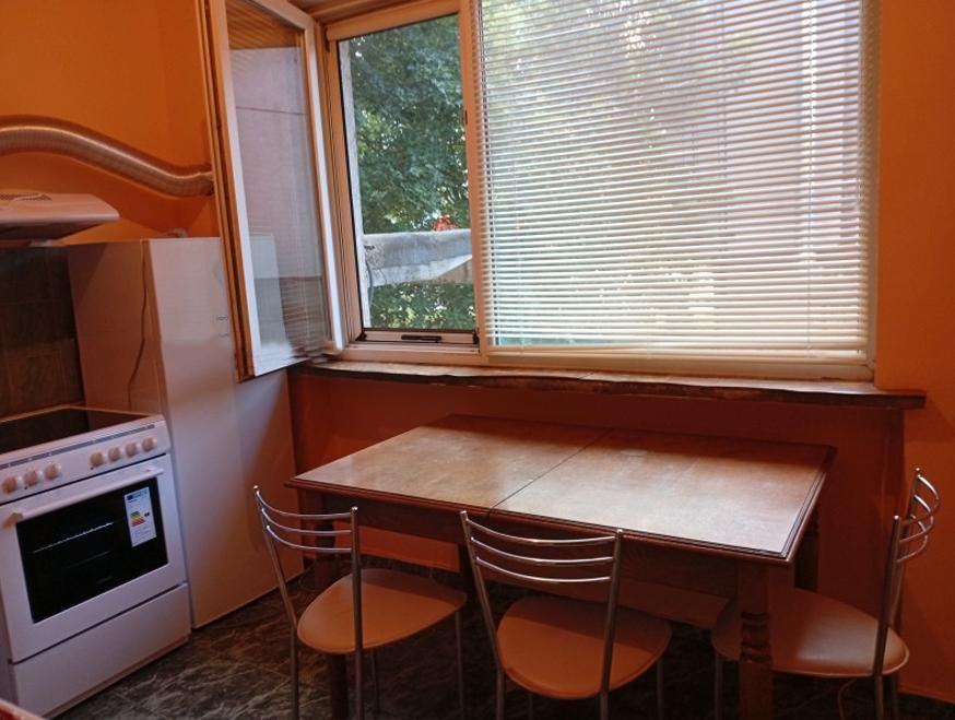 Дава се под наем Тристаен апартамент в София, Сухата река - 70 кв.м за 500 € - Снимка #3