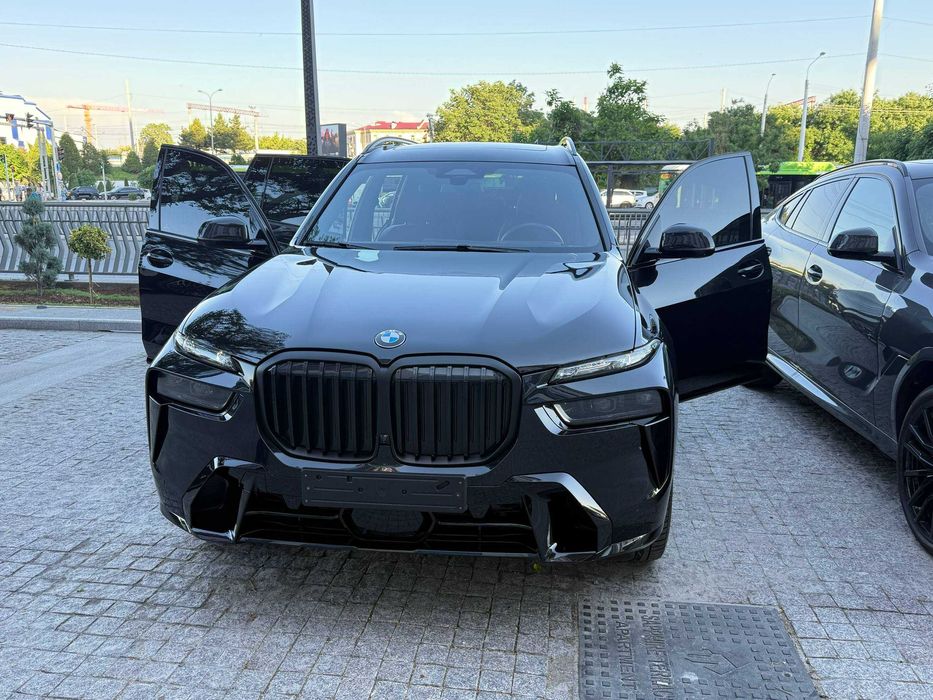 BMW X7 40i xDrive 2024