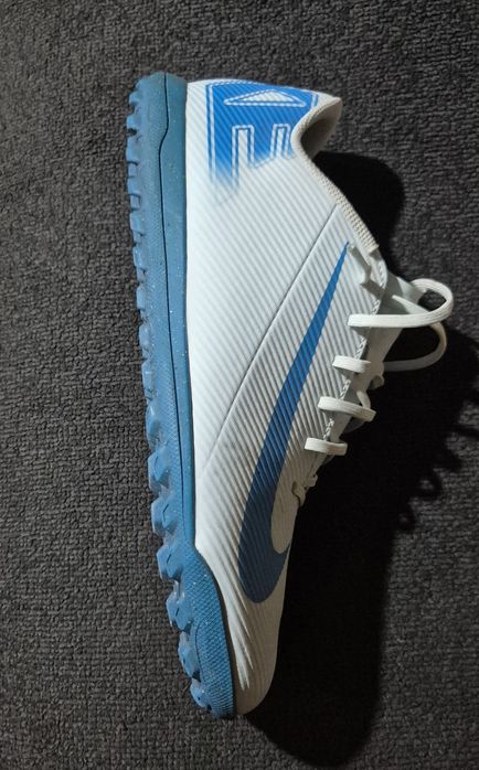 Adidasi Nike sintetic