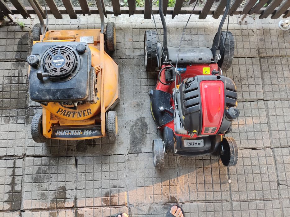 Продавам косачки  partner 146 и gude s450ev