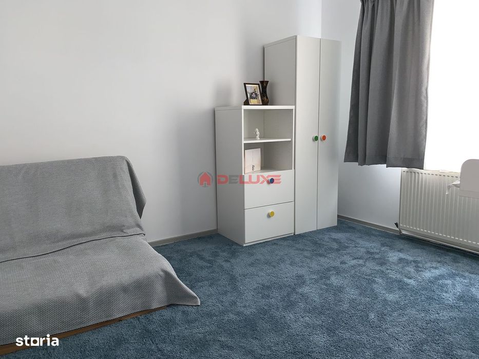 Casă / Vilă cu 6 camere în zona Sud-Est