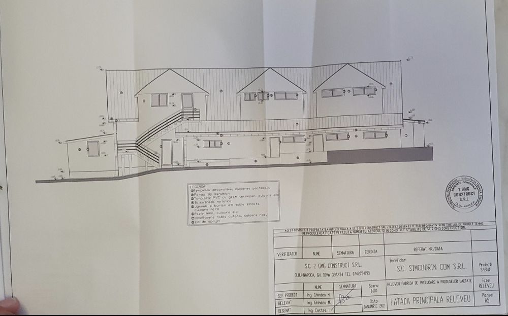 Vând/ închiriez spațiu comercial.