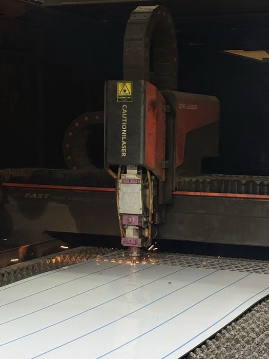 Лазерный резка от 100 тенге толщина до 40мм