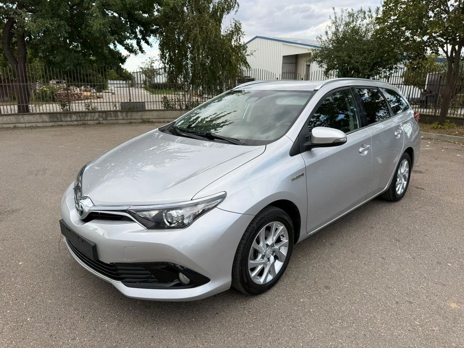 Toyota Auris 2017 1.8i Hybrid CutieAut CVT Clima Navi Camera Xenon, Recent Adusa IT